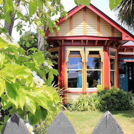 Chester St Backpackers Christchurch Extérieur photo